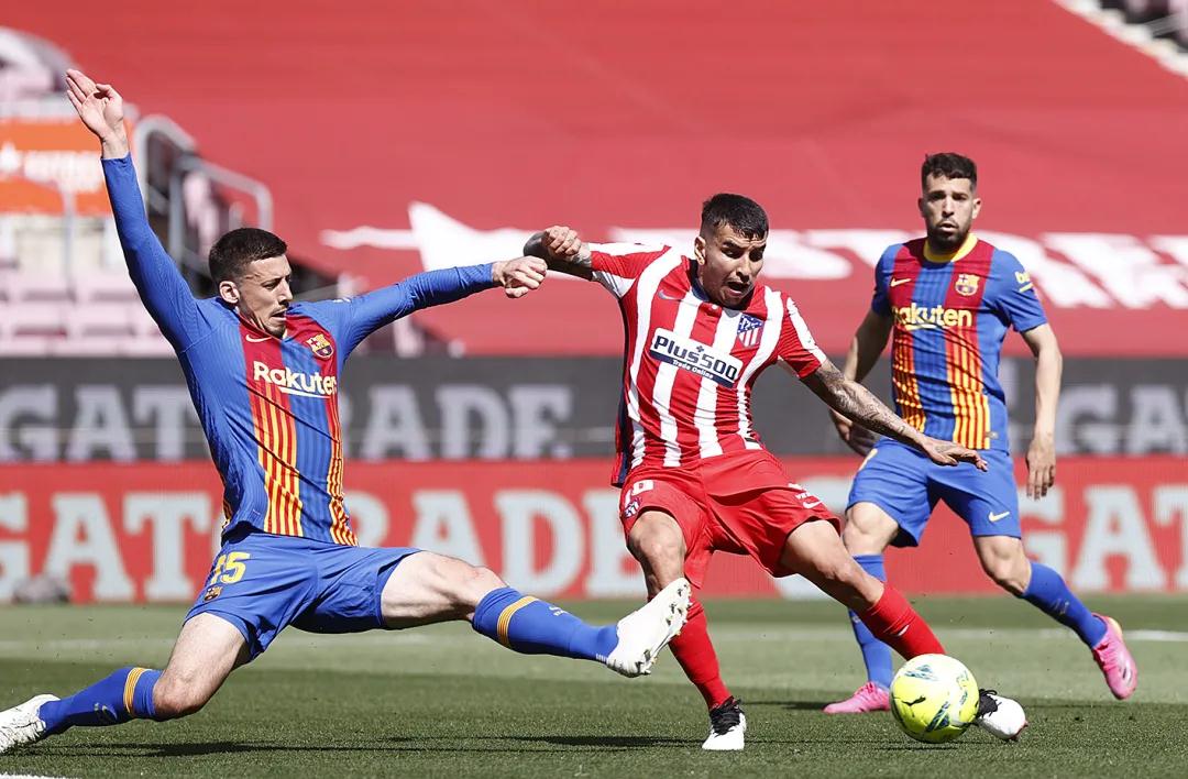 ريالمدريديسحقبرشلونةبأربعةأهدافنظيفةفيمواجهة2023التاريخية